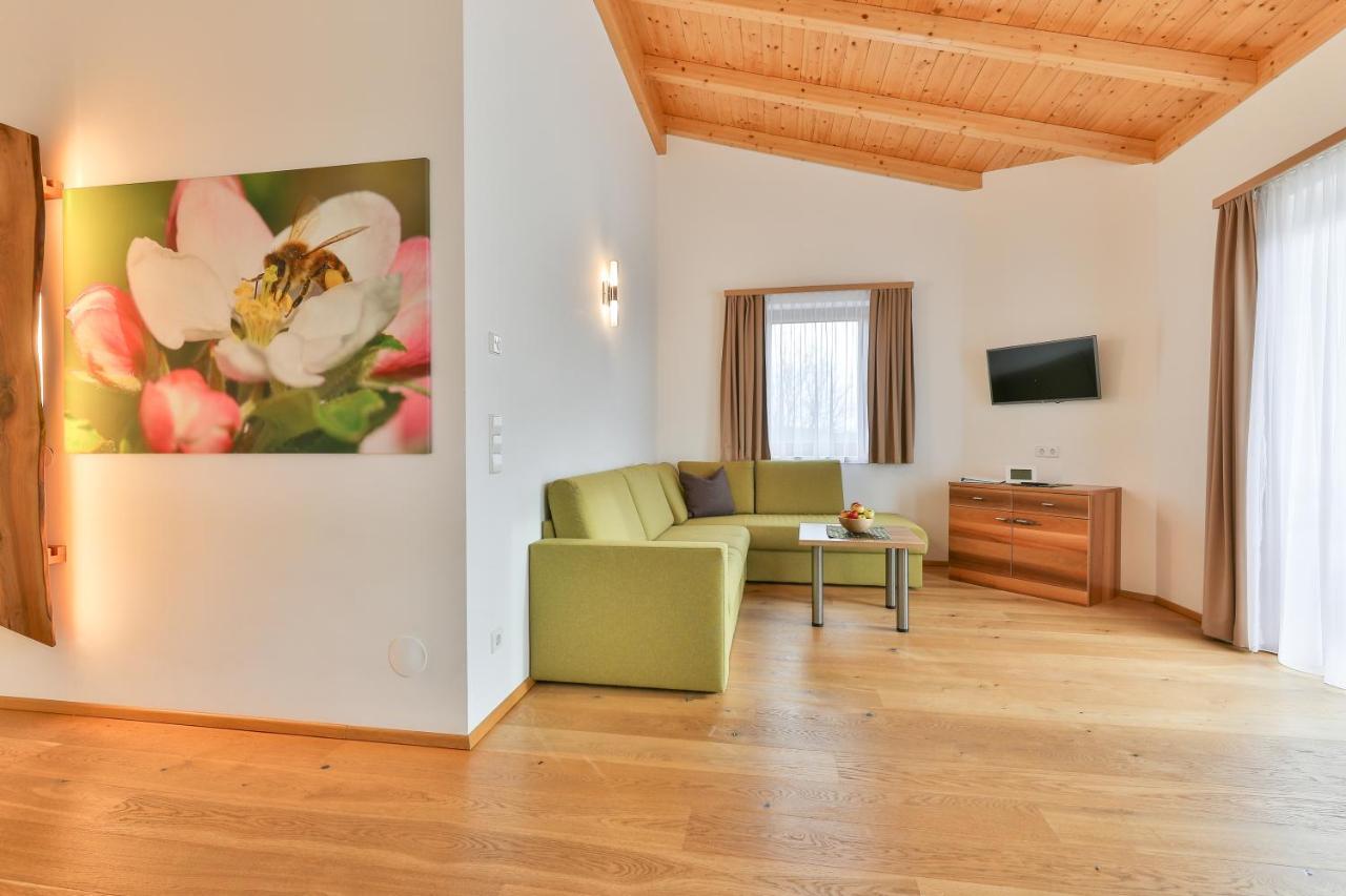 Kronhofer – Apartments&erlebnis-imkerei Hermagor-Pressegger See
